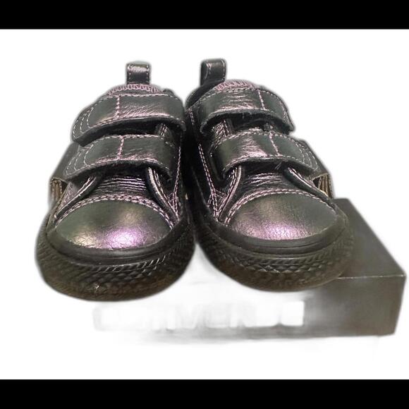 New Converse Chuck Taylor All Star Toddler Size 5 - Picture 2 of 7